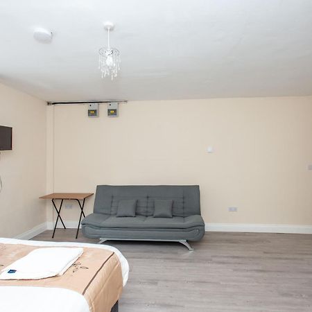 Saffron Studios Orpington Εξωτερικό φωτογραφία