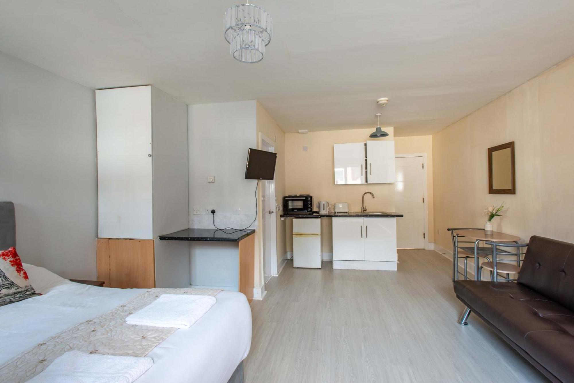 Saffron Studios Orpington Εξωτερικό φωτογραφία